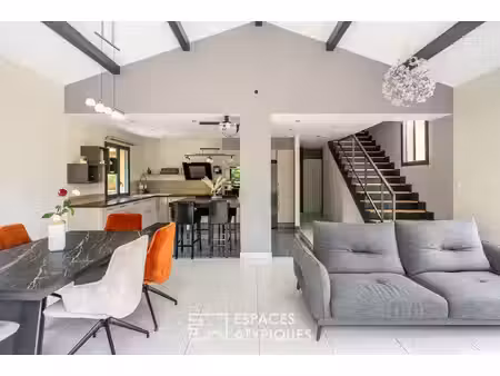 magnifique villa au coeur du beaujolais des pierres dorées