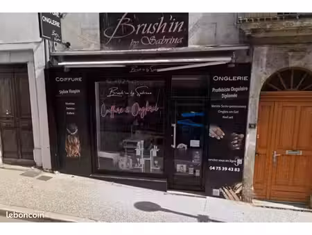 local commercial 60 m²