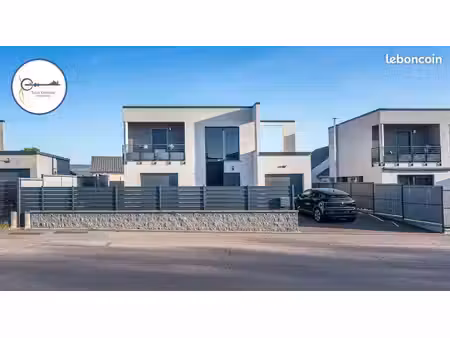 maison 5 pièces 97 m²