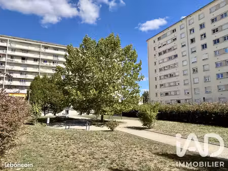 appartement 4 pièces 73 m²