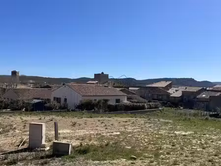 terrain 645 m² fabrezan