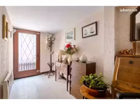 vends maison de village t4  lumineuse  située entre castelnaudary et toulouse