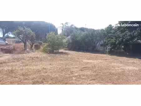 terrain 584 m² vinassan