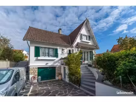 maison 7 pièces 160 m²