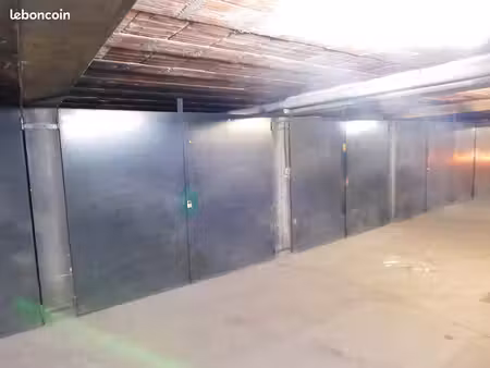 box garage sécurisé drancy gare sncf rdc 13 23 m² rdc