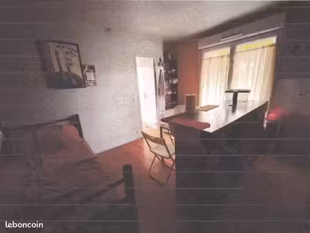 t2 33 m² avec balcon – saint-denis – 125 000