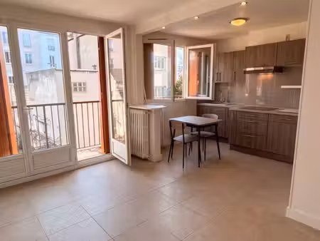studio 1 pièce 22 m²
