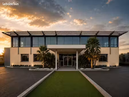 centre d'affaires - bureaux 15 m² en zone franche