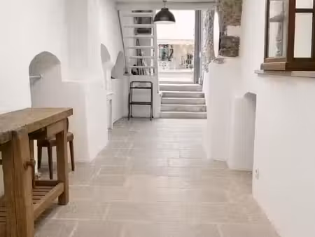 local commercial