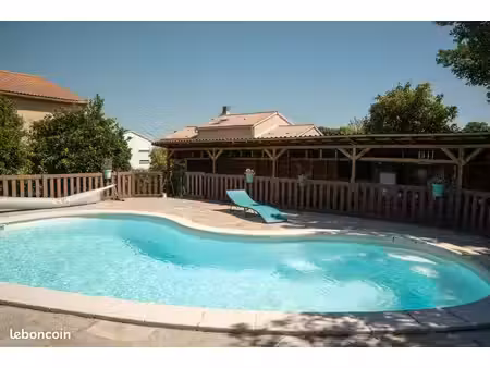 maison avec piscine potentiel locatif