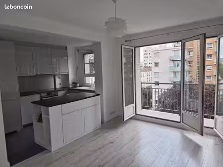 f3 56m2 avec balcon montrouge proche mairie