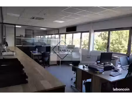 bureaux 287 m²