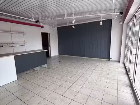 local 78 m² troarn