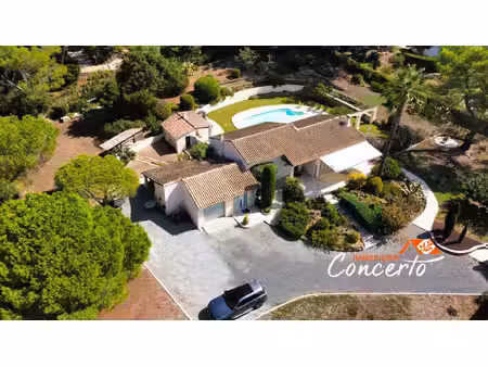 villa de luxe à vendre à puget-sur-argens