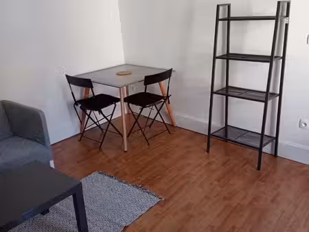 appartement t2 de 28 5 m2 - ablon-sur-seine