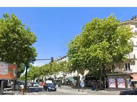 local commercial 150 m²