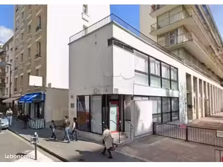 local commercial 156 m²