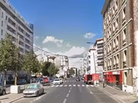 local commercial 91 m²