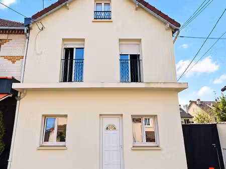 immeuble 6 pièces 110 m²