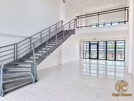 bureaux 119 m²