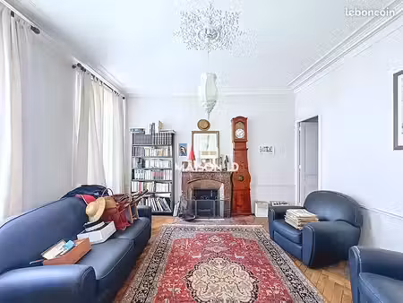 maison 7 pièces 144 m²