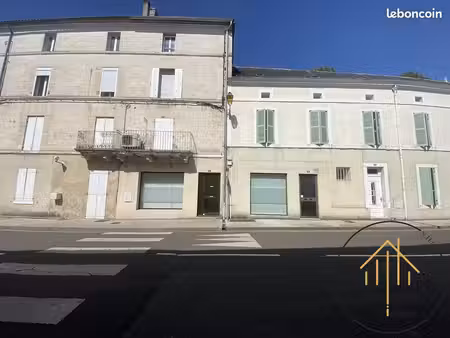local 80 m² chalais