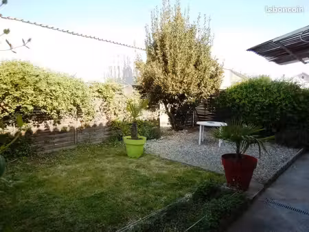 maison plein pied avec jardin et garage double