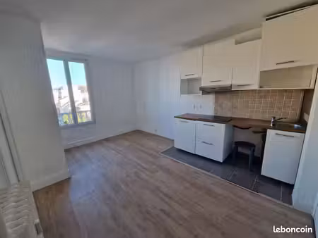 2 pièces 29 m² + cave – vincennes – 5ᵉ étage avec ascenseur