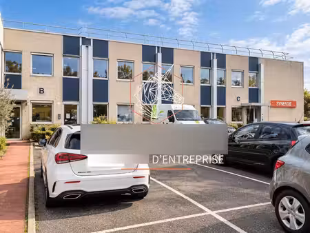 location bureaux 202m² à 496m²