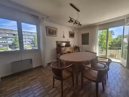 maison familiale sur un terrain de 1 900 m² - gaillac