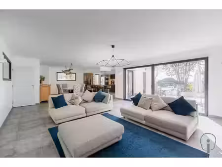 maison miribel 7 pièce(s) 170m2