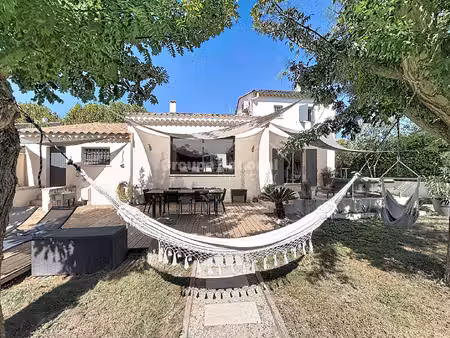 maison 197 m2 terrain 1002 m²