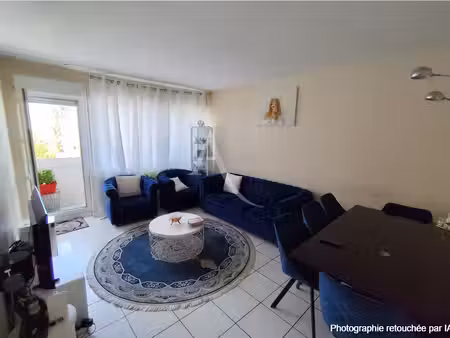 à vendre - f2 chelles 5 minutes à pied de la gare du chénay gagny