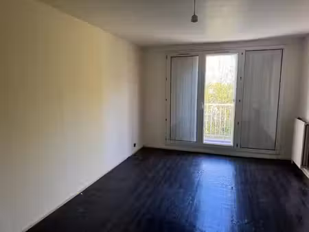 t3 / 75m² / villiers-le-bel-gonesse-arnouville (rer d)