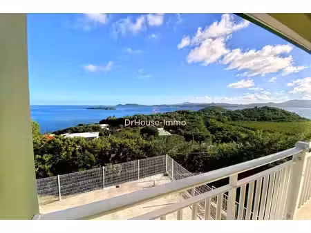 t3 meublé avec terrasse et vue mer pointe melon  le robert
