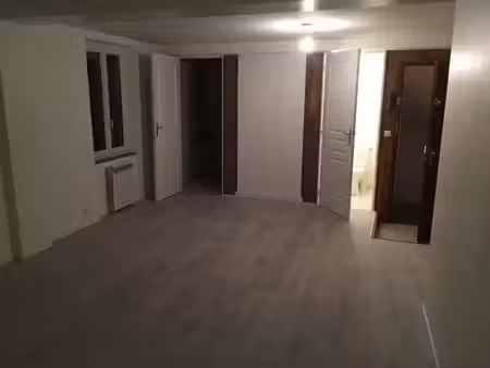 t2 / 42m² / enghien-les-bains (ligne h)