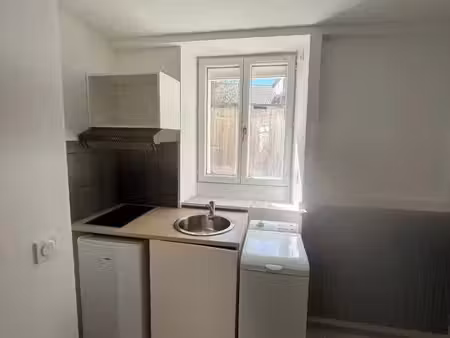 studio / 18m² / longjumeau (rer c)