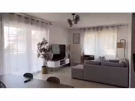 villefranche secteur parc vermorel appartement t3 de 77 m² avec terrasse