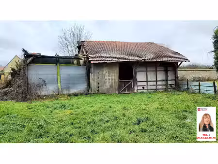 vesly - ancienne bergerie de 90 m2 au sol à réhabiliter - viabilisée en eau et en électric