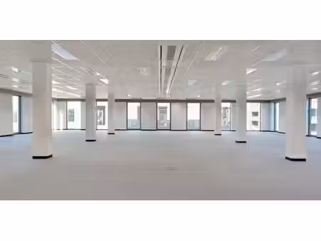 bureau à louer à berchem pour € 8.450