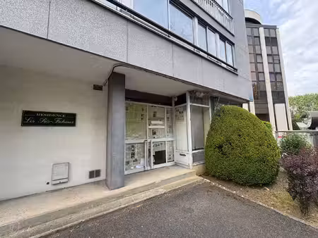 local commercial à vendre