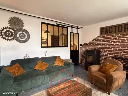 maison 7 pièces 285 m²