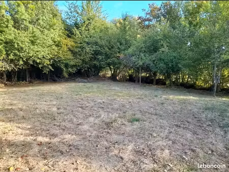 terrain 2 050 m² bonnac la cote