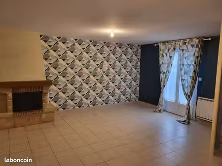 maison familiale de plain-pied 103 m² – 4 chambres – jardin & dépendance – maville