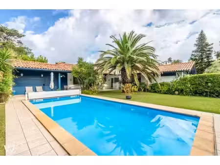 maison de luxe à vendre dans le quartier sainte barbe-lac