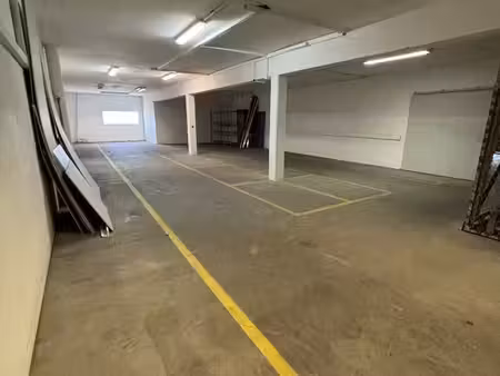 bureaux 625 m² la possession
