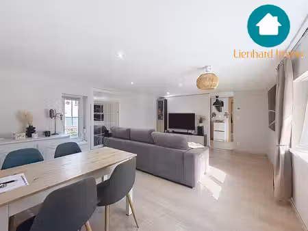 appartement 3/4 pièces 100m2 averc terrasse et garage au calme