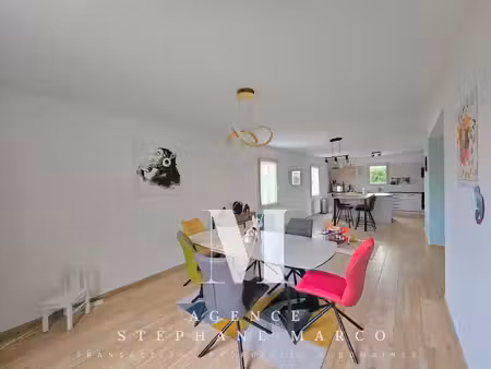 une maison confortable et lumineuse