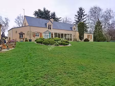maison longuenée en anjou - 4 chambres - garage - atelier - grand jardin