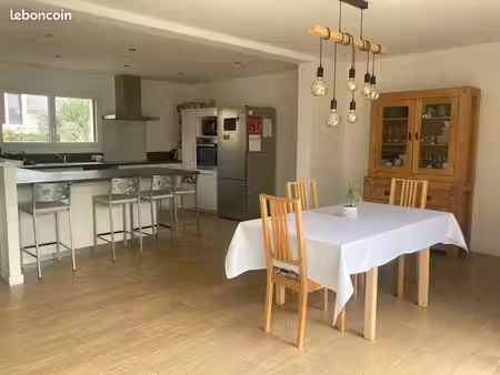 très agréable maison récente indépendante